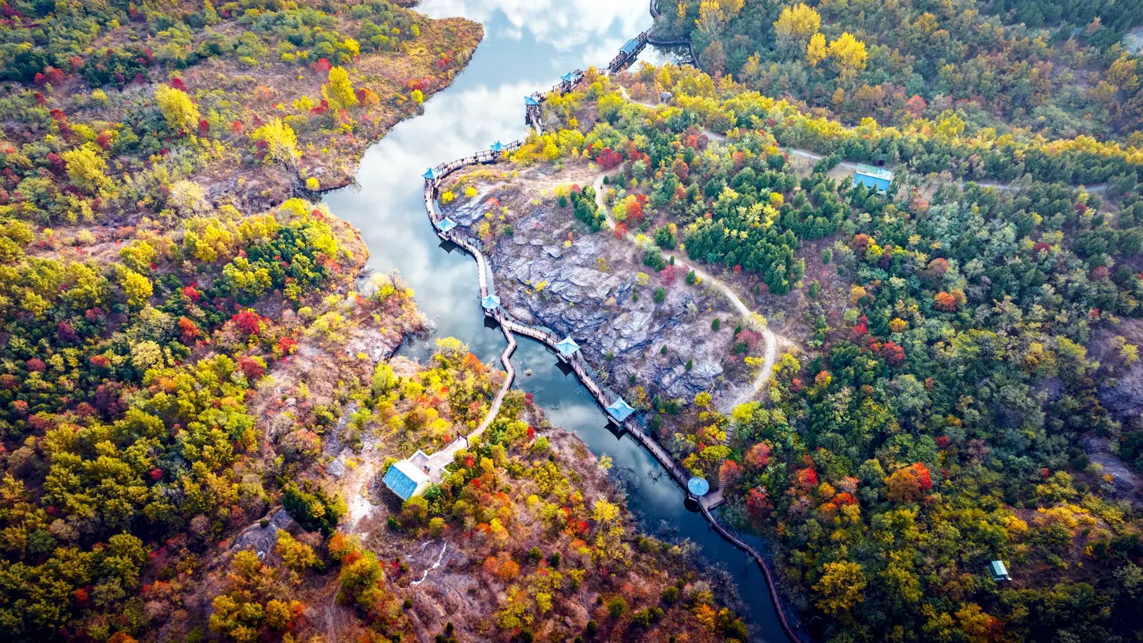 大龙沟山林谷地与水岸步道